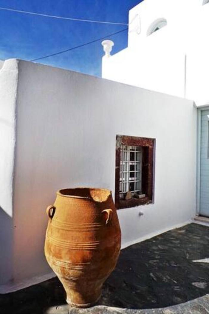 On An Island Suites & Apartments - Fira Экстерьер фото