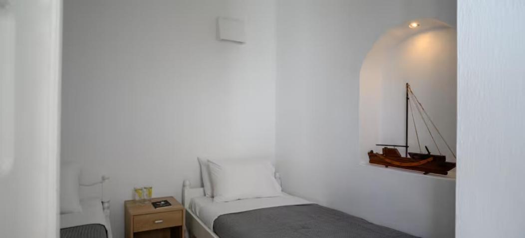 On An Island Suites & Apartments - Fira Экстерьер фото