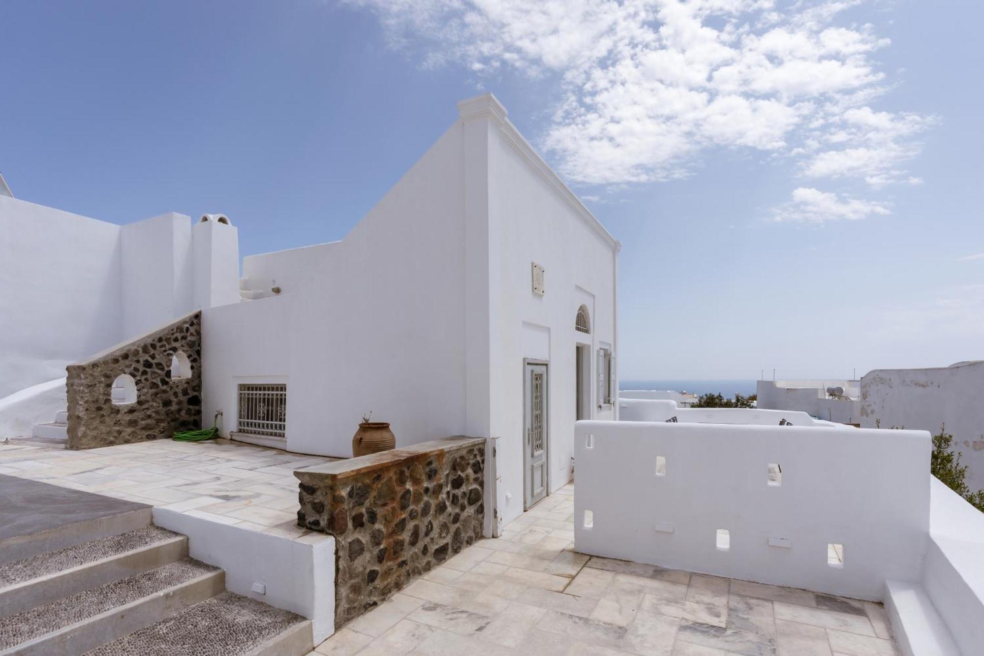 On An Island Suites & Apartments - Fira Экстерьер фото